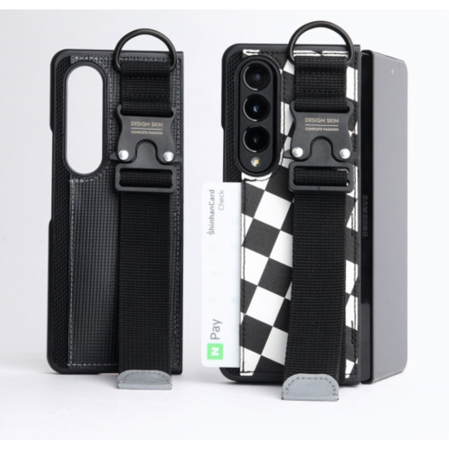 Design Skin / Galaxy Z Fold 4 Buckle Strap Card Slot Phone Case - black checkered pattern fabric fin