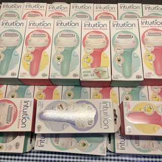 Schick Intuition Pure Nourish Razor Kit each มีดโกนหิ้วมาจากเกาหลี