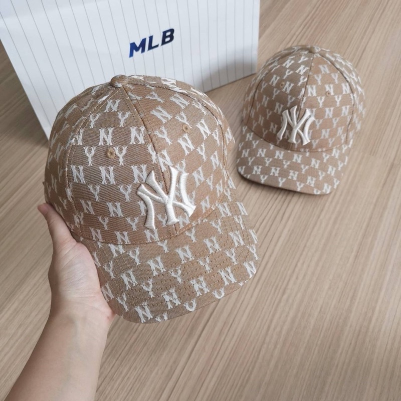 Mlb monogram jacquard cap beige
