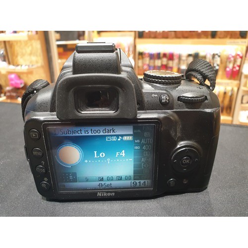 จอ Nikon D3000 งานลดราคาไม่มีประกัน