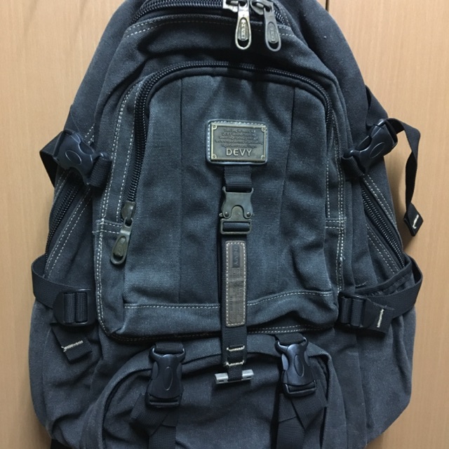 กระเป๋าเป้ DEVY