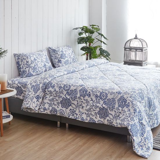 KASSA HOME ชุดผ้าปูที่นอน รุ่น Blossom TENCEL14-470T ขนาด 6 ฟุต (คิงไซส์) 5 ชิ้น สีฟ้า ชุดเครื่องนอน