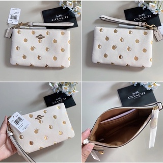 🎀 คล้องมือ Shop 7.5 นิ้ว สีขาวลายแอบเปิล 1137 Shop coach Small Wristlet With Apple Print 1137 งานช้อป