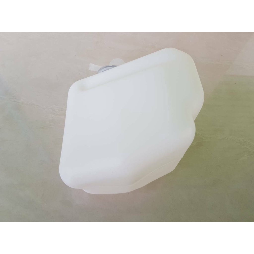 กระป๋องพักน้ำ TOYOTA ST190-191,3S-FE ลูกละ280บาท