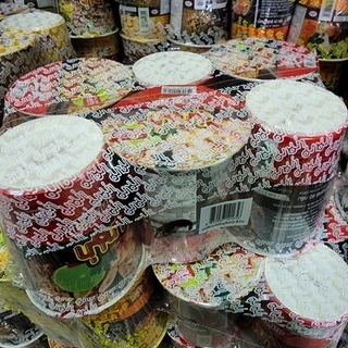 มามาคัพใหญ่ขนาด 60 กรัม x 6 ถ้วย หมูสับ ต้มยำกุ้ง