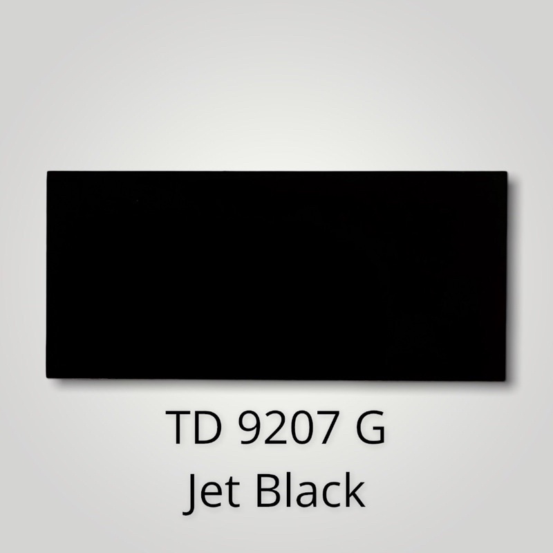 แผ่นโฟเมก้า สีดำเงา ขนาด 80ซม x120ซม หนา 0.7 มม