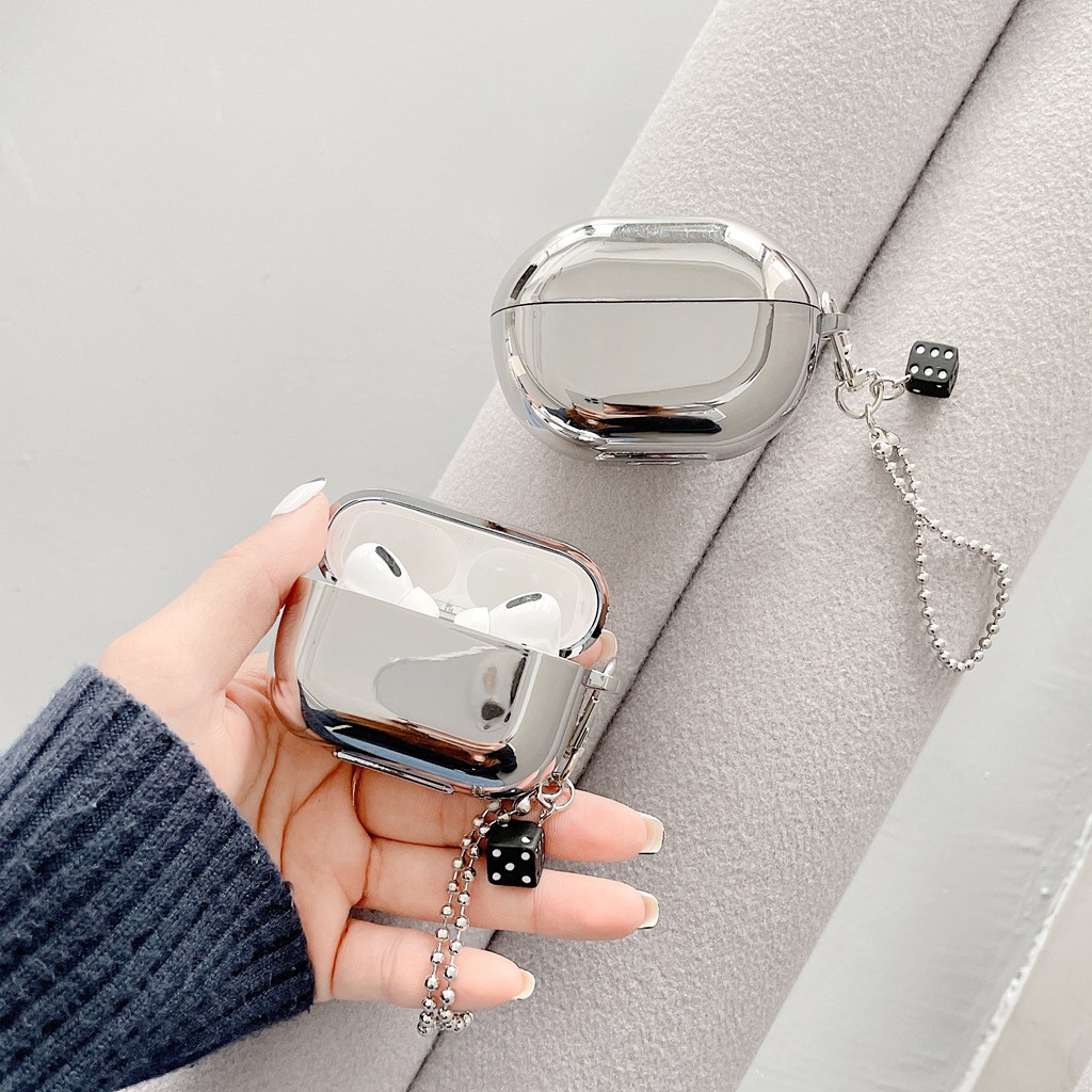 Airpods 4 ANC กรณีแฟชั่นโลหะเงินสําหรับ airpods pro gen 2 1 2 pro 3 พร้อมพวงกุญแจลูกเต๋านุ่มกันกระแทกป้องกันเต็มรูปแบบ
