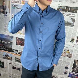 SHIRTFOLDING เสื้อเชิ้ต แขนยาวคอปก สีเทานก / สีคราม กระดุมดำ