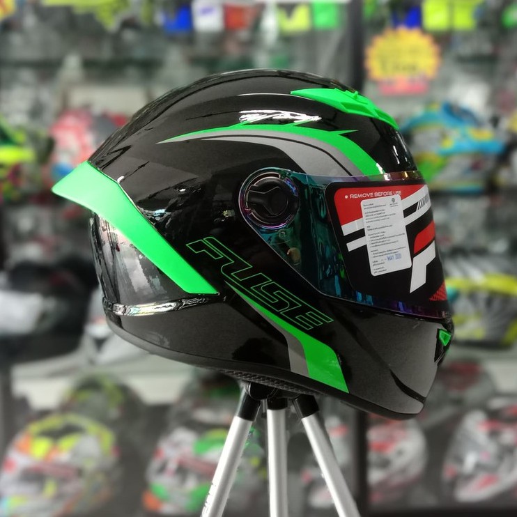 หมวกกันน็อค FUSE helmet model NRX สีดำ-เขียว