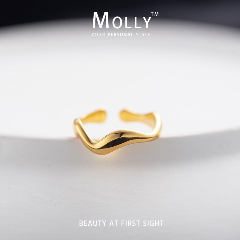 Molly แหวนปรับสายของเหลวสแตนเลสสําหรับผู้หญิงไม่ซีดจาง 18K Gold Plated Hypoallergenic Non Tarnish แหวน