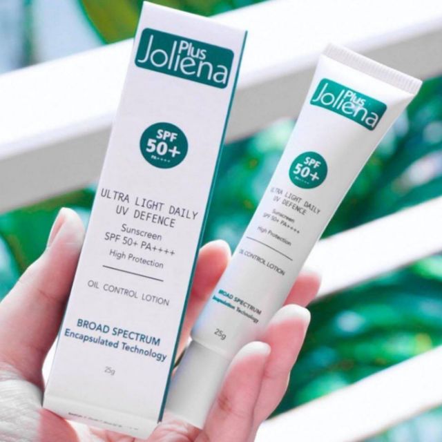 (ของแท้ %)Joliena Plus Ultra Light Daily UV Defence SunScreen SPF50+PA++++25g ครีมกันแดดโจลีน่าพลัสจช