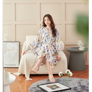 New!! เดรสคลุมท้อง/ให้นม Natalie Silk Shirt Dress: Floral Palette