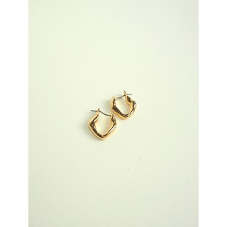 vavi cute little gold earrings ต่างหูห่วงรีหยัก