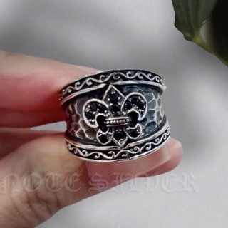 แหวน เฟลอร์เดอลีส์ ฝังนิล Sterling Silver NSRG1630