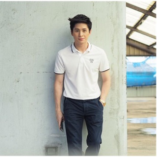 Minimal Polo เสื้อโปโล สีขาว ปกทอลายริ้ว1เส้น