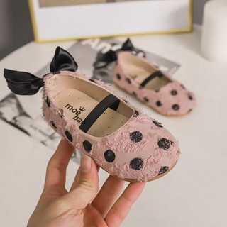 ร้องเท้าลายจุดดำ สวยหวาน (17.9 เซน) มือสองซื้อเก็บสภาพใหม่