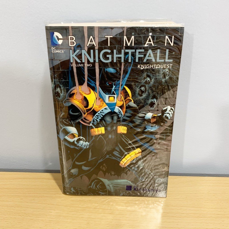 BATMAN: KNIGHTFALL Vol.2 [DC Comic]  (หนังสือการ์ตูน คอมมิคบุ๊ค ซุปเปอร์ฮีโร่ แบทแมน มือสอง)