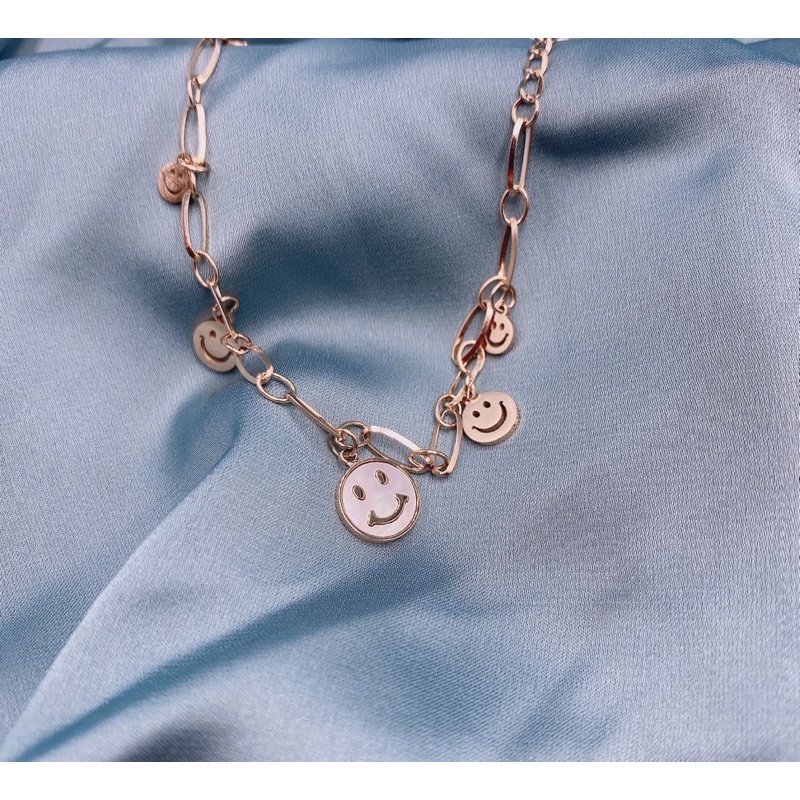 สร้อยข้อมือหน้ายิ้ม สร้อยโซ่ ห้อยจี้มุขกลม สแตนเลส ไม่ลอกไม่ดำ - รูปที่ 4