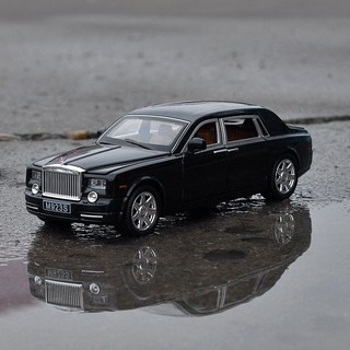 โมเดลรถเหล็ก Rolls Royce Phantom M923S ขนาด 1:24 มีเสียง มีไฟ งานดี มีกล่อง พร้อมถ่าน เล่นได้ทันที