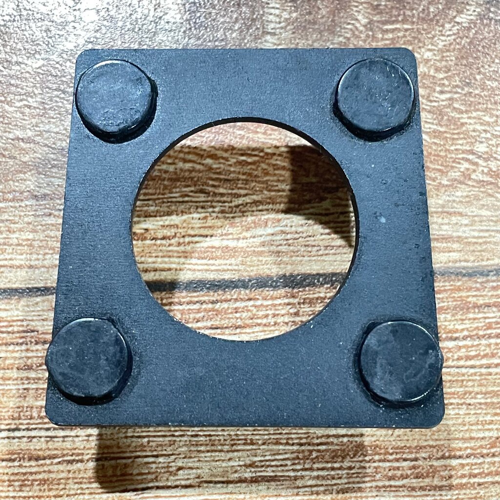 B48-F1689-00 แผ่นรองขายึด M-SLAZ รหัสทดแทน BG7-F1689-00 อะไหล่แท้ YAMAHA