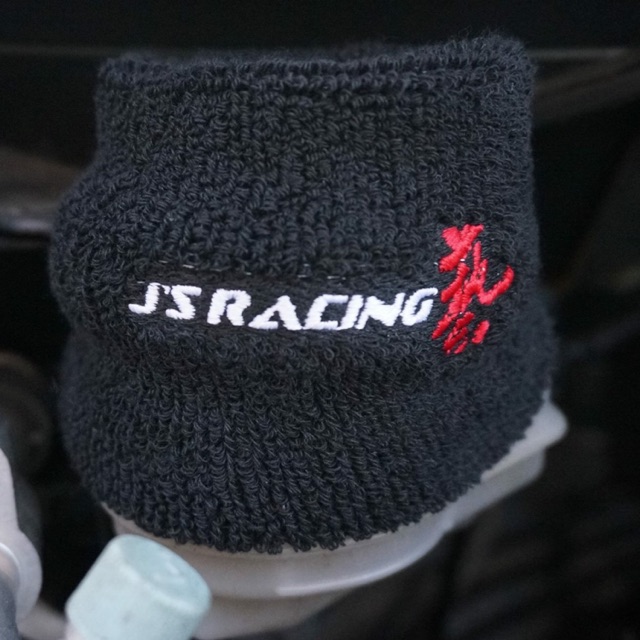 ถุงผ้าคลุมกระปุกน้ำมันเบรค J’s racing