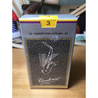 ลิ้นอัลโตแซกโซโฟนยี่ห้อ Vandoren รุ่น V12 saxophone