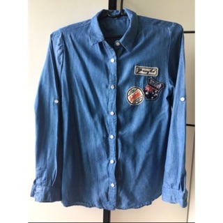 เสื้อเชื้ตสียีนส์แขนยาว