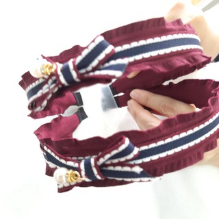 ที่คาดผม ruffle red wine color ตกแต่งมุก ที่คาดผมสีแดงเรดไวน์ชายระบาย ที่คาดผมอารมณ์หญิงหวานสไตล์คุณหนู