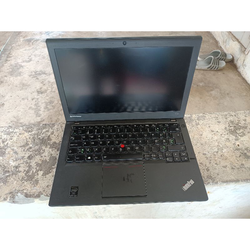 แล็ปท็อป lennovo Ram8GB Intel(R)core(TM) i7-4600U #มือสองโปรดอ่านรายละเอียด