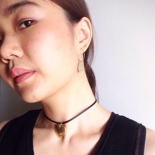 โชคเกอร์หัวใจ สายฝอ Ador heart-locket choker