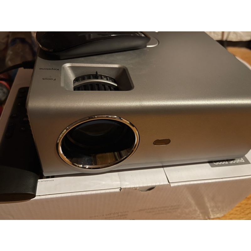 มินิโปรเจคเตอร์ Rigal Projector RD825