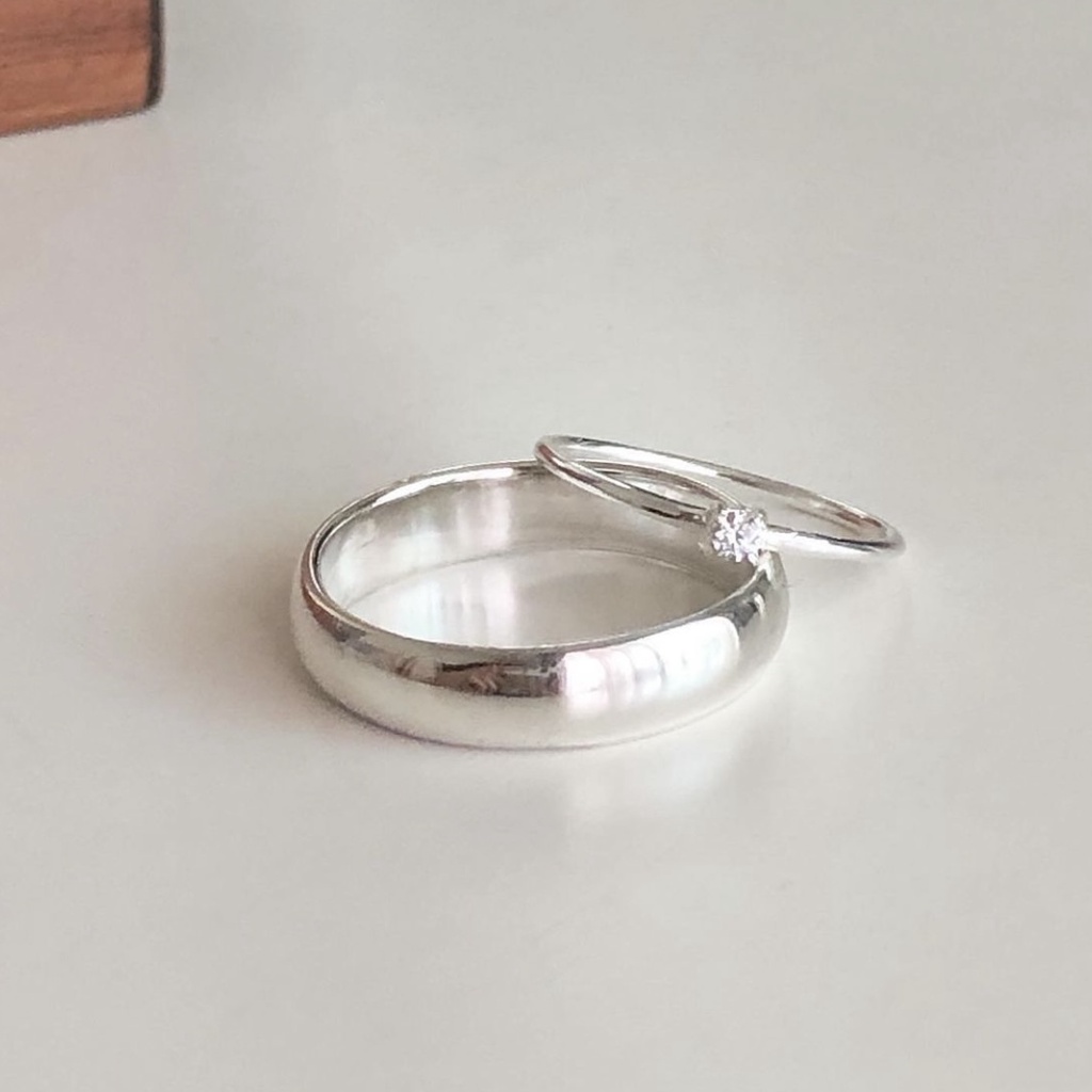 Winterwinter Jewelry Silver925 : เครื่องประดับเงินแท้ เงินแท้925 แหวนประดับเพชรกลม 3.5-5 มิล ( แหวนคู่ ของขวัญ ) 💕