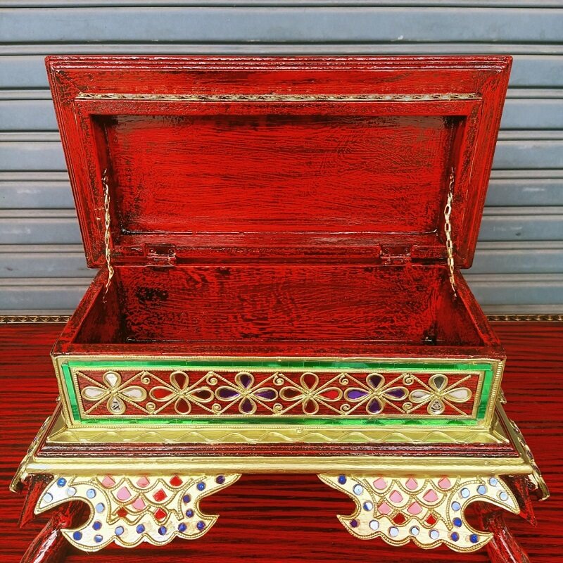 หีบพระไตรปิฎก หีบ 24x40x24cm หีบคัมภีร์ หีบสมบัติ กล่องไม้ หีบเก็บของ หีบใส่ของ Jewelry wooden box storage