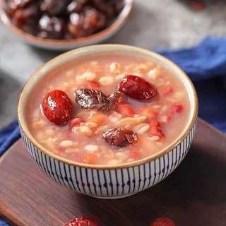 โจ๊กเมล็ดธัญญาพืช (达利园八宝粥)ขนาด360g พร้อมทาน เป็นอีกเมนูอาหารที่ได้ทั้งอร่อยและมีประโยชน์อย่างลงตัว รสชาติหอมอร่อยกลมกล่อ