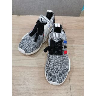 ใหม่ แท้ Adidas nmd r1 pk tri color uk 6 // us 6.5 // F 39 1/3