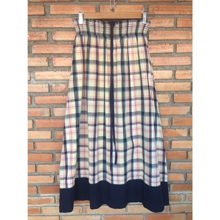 กระโปรงลายสก๊อตสีเหลืองกรมเขียว จั๊มเอว เอวรูดมีเชือกผูก Uniqlo Size M  เอว 24-32” สะโพก 52” ยาว 34”