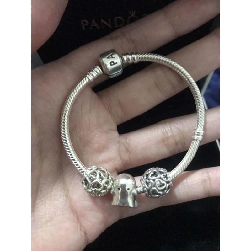 มือสอง/ของแท้ 🤍 Pandora bracelet size 16 cm แข็ง 95% &amp; charms ขายทั้งกำไลและจี้นะคะ แถมกล่องให้ด้วย