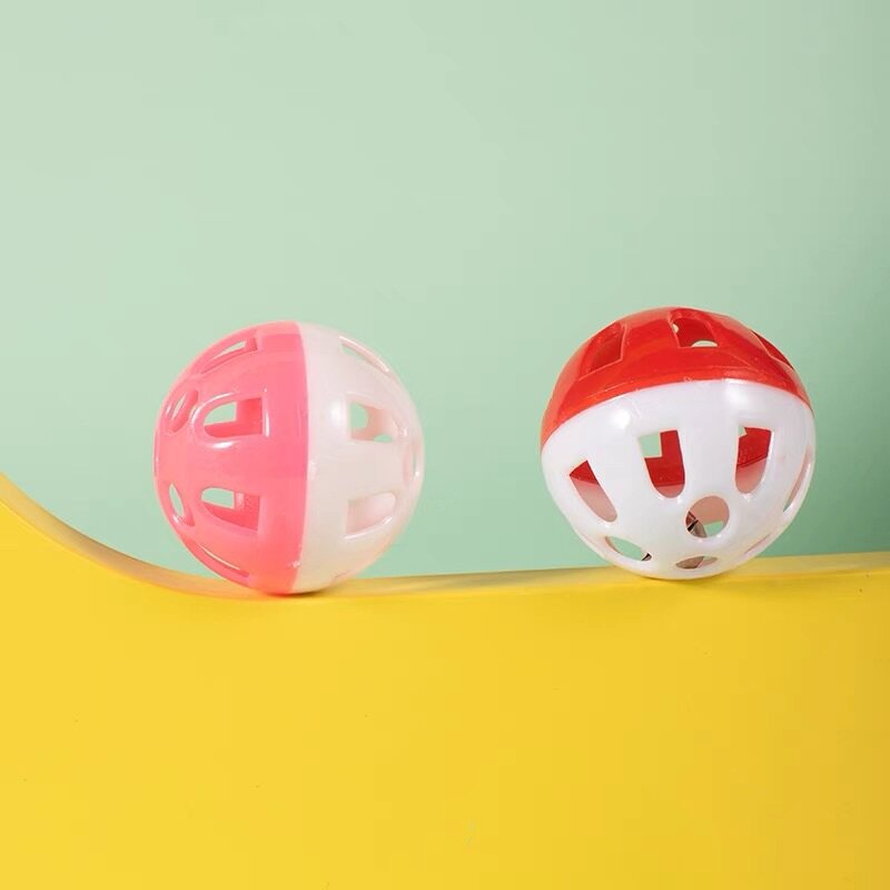 E-1 ของเล่นนกแก้วลูกบอลหลากสี ข้างในลูกบอลมีกระดิ่ง ลูกบอลฝึกนกแก้ว ของเล่นฝึกนกแก้ว