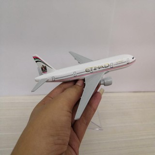 โมเดลเครื่องบิน AIRBUS A380 ทำจากเหล็ก สัดส่วน 1:400 ประตู