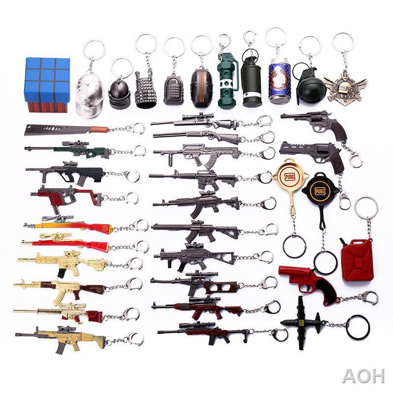 ชุดสูทคู่ PlayerUnknown s Battlegrounds 98K Model Gun Equipment Pendant Eating Chicken Keychain Game