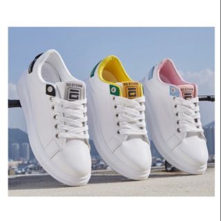 พรีออเดอร์🐻รองเท้าผ้าใบ  size  35-40 🌈