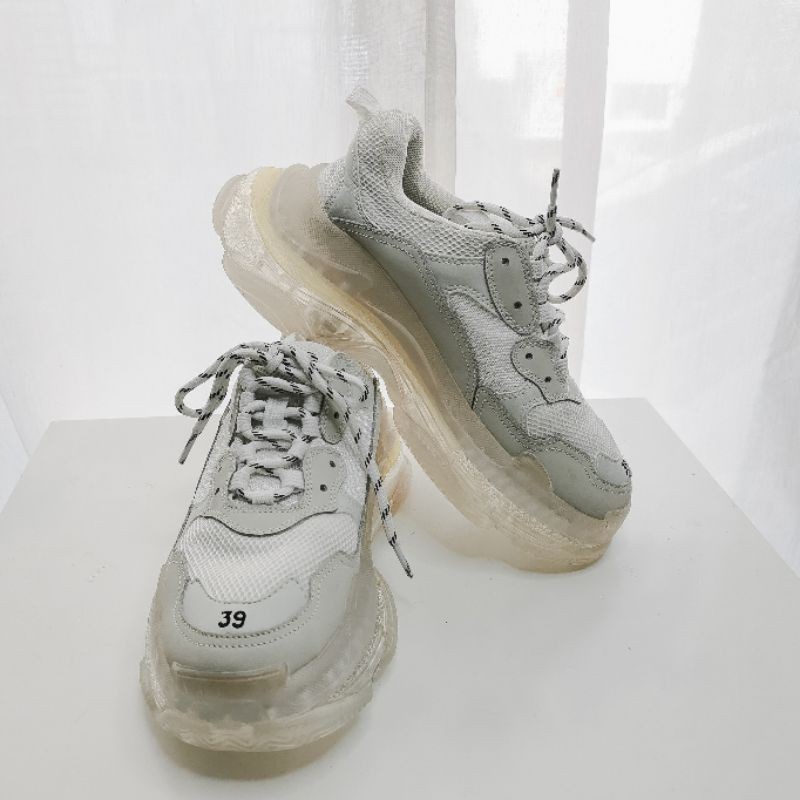 BALENCIAGA TRIPLE S 
