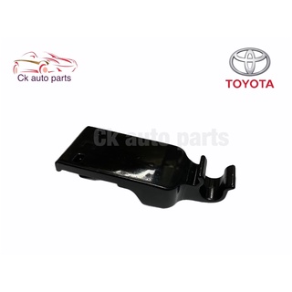 กิ๊บล็อคเหล็กค้ำฝากระโปรงหน้า โตโยต้า อัลติส ปี2014 Toyota ALTIS 2014 hood rod holder