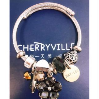 New!!! Charm Bracelet Black Flower