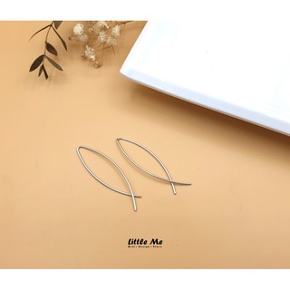 ต่างหูเงินดีไซน์คล้องหูแบบเรียบ ของขวัญสำหรับเธอ Minimal twist earring - White rhodium plated on silver, Little Me