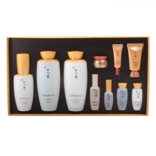 เซทสุดคุ้ม Sulwhasoo Essential Delux set 10 Items