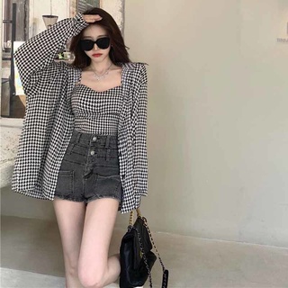 ♥S Miss♥【Pre-sale】2022 new sunscreen long-sleeved plaid shirt top + V-neck suspenders two-piece set