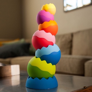 Fat Brain Toys | Tobbles Neo  Stacking toy รูปแบบใหม่ที่ให้เด็กๆได้เรียนรู้เกี่ยวกับการ balance และsensory exploration