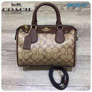 Coach หมอนลายc