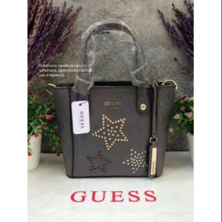 MUST HAVE!!! GUESS DELANEY SAFFIANO MINI CROSS BODY BAG WITH STARแท้💯outlet